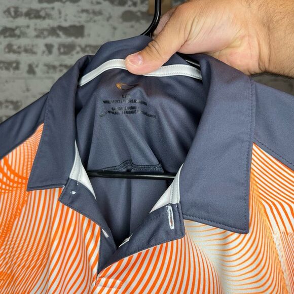 Men’s Oakley golf polo - Picture 3 of 5